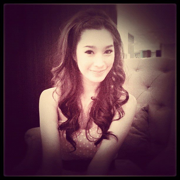 ฉัตร ปริยฉัตร นางเอกป้ายแดง ที่ช่อง7จะปั้น ดัง เปรี้ยง เปรี้ยง เปรี้ยง