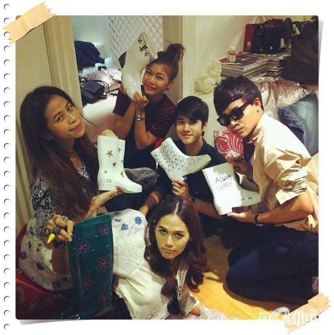 ชมพู่ กับบูทสุดเก๋