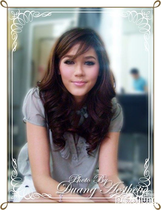 ชมพู่ อรายา กับภาพในสกุลผู้ดี