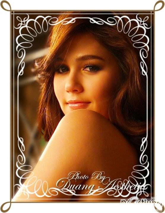 ชมพู่ อรายา กับภาพในสกุลผู้ดี