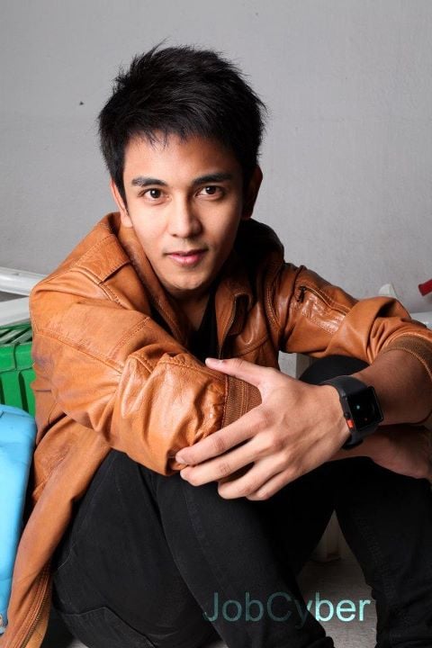 (The Star) อาร์-สิงโต-กัน-ตูมตาม @ JobCyber no.158 พ.ย.54