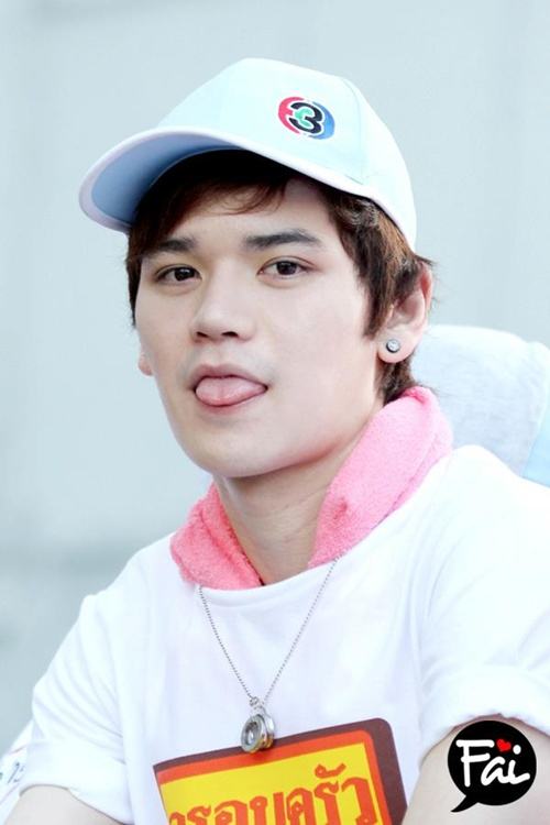 [AF8]  เต๋า-คชา & ครอบครัวข่าว3 ลงพื้นที่ช่วยเหลือผู้ประสบภัยน้ำท่วม