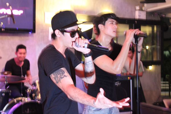 อ.ณัฐ...หล่อล่ำที่สุด..จะตั้งใจเรียน