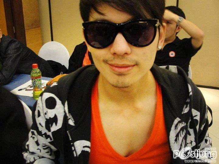 อ.ณัฐ...หล่อล่ำสมัยละอ่อน