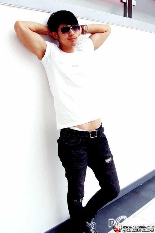 อ.ณัฐ...หล่อล่ำสมัยละอ่อน