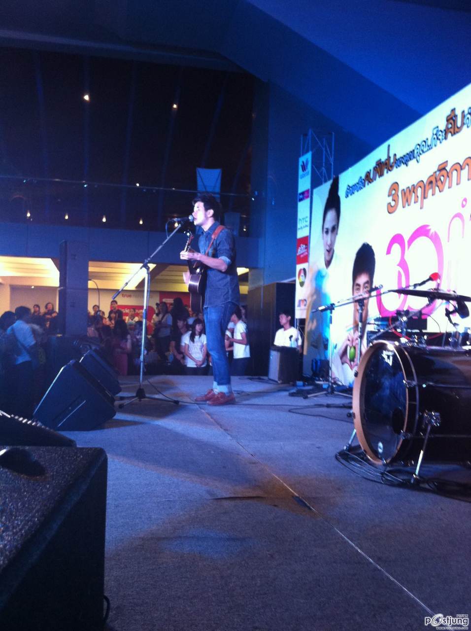 เปิดตัวด้วย เพลงเพราะมากๆ จาก แสตมป์ครับ