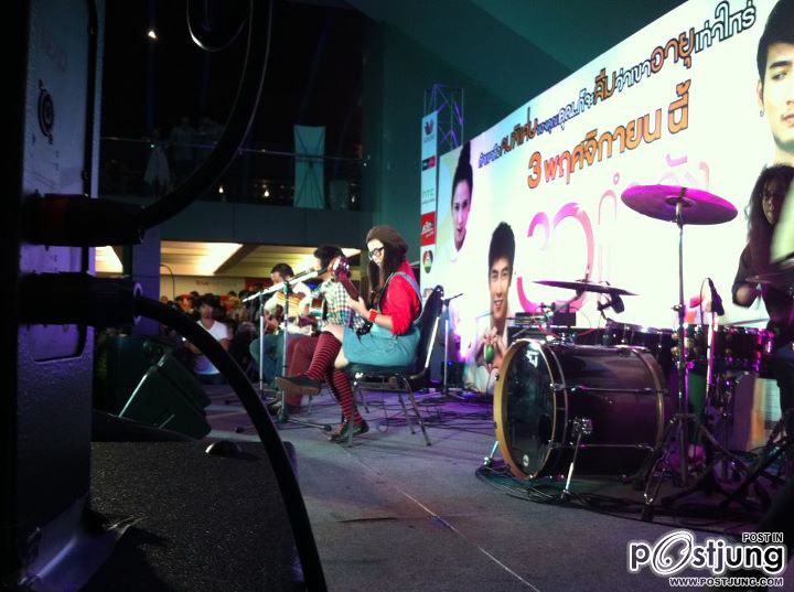 "30 กำลังแจ๋ว" รอบสื่อมวลชน 31/10/2011 ณ อินฟินิตี้ ฮอล์ "Siam Paragon"!!!