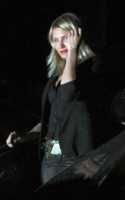 มาชม!!! แฟชั่นต้อนรับวันฮาโลวีนจากเหล่าคนดังฝั่ง Hollywood กัน&hellip; [Part 1]