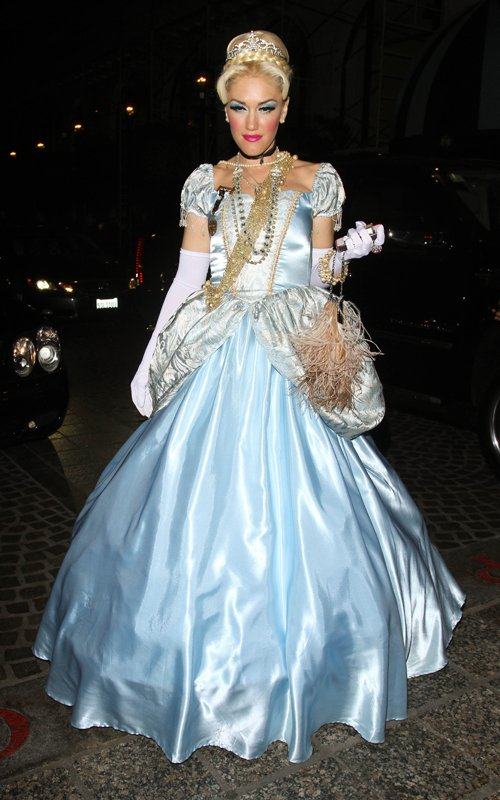 มาชม!!! แฟชั่นต้อนรับวันฮาโลวีนจากเหล่าคนดังฝั่ง Hollywood กัน&hellip; [Part 1]