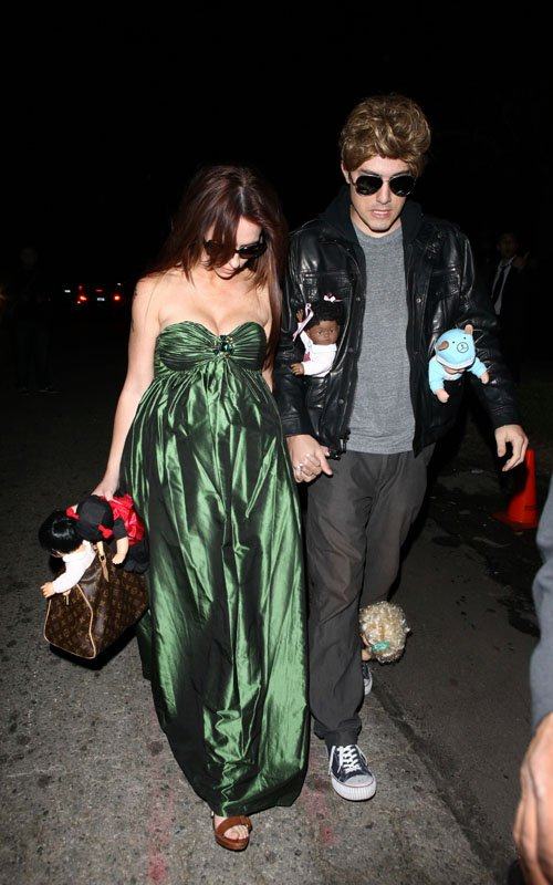 มาชม!!! แฟชั่นต้อนรับวันฮาโลวีนจากเหล่าคนดังฝั่ง Hollywood กัน&hellip; [Part 1]