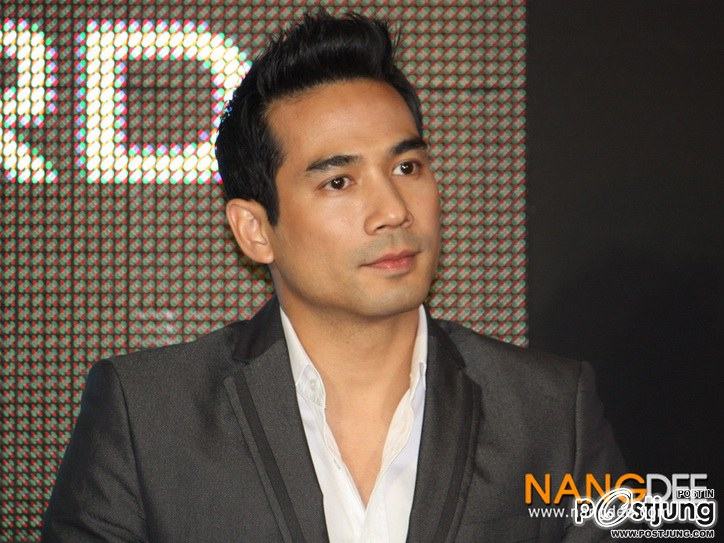 ซูมๆๆพระเอก