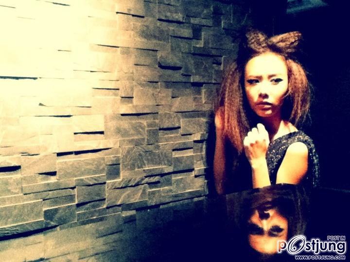 เต้ย จรินทร์พร  @ SEVENTEEN vol. 1 no.107 October 2011