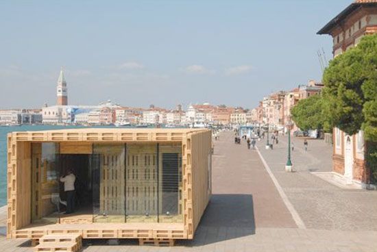 Recycled Wood Pallets Home