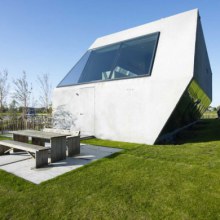 Modern Island Home in Amsterdam Nature Reserve