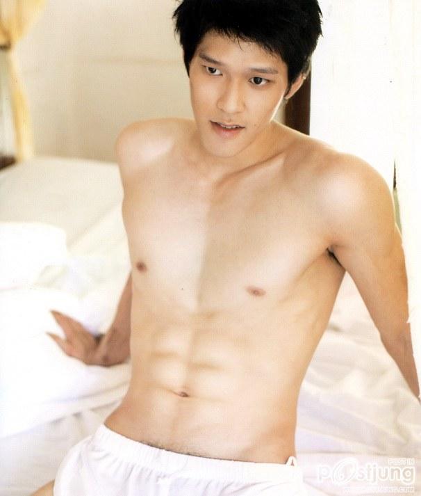 มันอยู่ใต้ผ้าว้าวววว