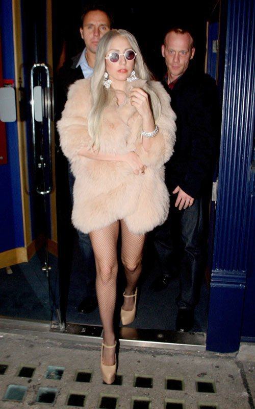 Lady Gaga ดูหรู๋ค๊าาาา!