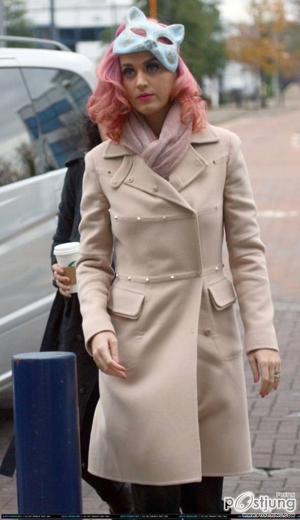 เคที่ เพอร์รี่ 2