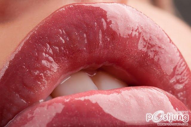 ริมฝีปากสวย เติมเต็มความเอิบอิ่ม เสน่ห์สาวอันเย้ายวน