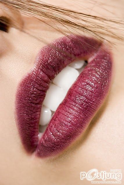 ริมฝีปากสวย เติมเต็มความเอิบอิ่ม เสน่ห์สาวอันเย้ายวน