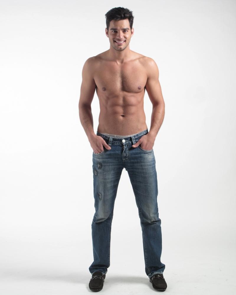 Photoshoot men album 386 : Isac&rsquo;s polaroid