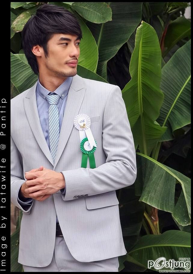 พระเอกมาดเข้มอะจ๊า