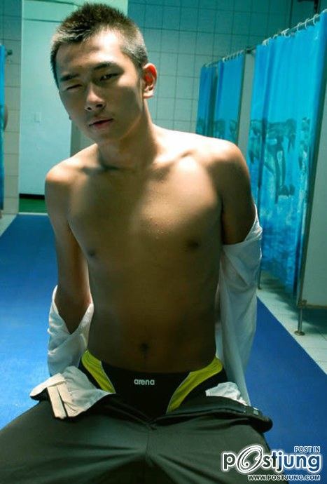 หนุ่มในโลกออนไลน์