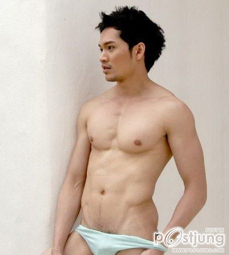 หนุ่มในโลกออนไลน์