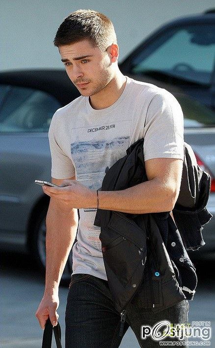 zac-efron