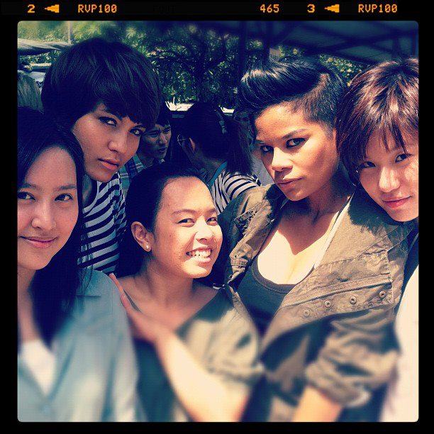 ชาวเอไทม์ ยกพลไปให้กำลังใจและมอบอาหารกลางวันให้เหล่าทหาร