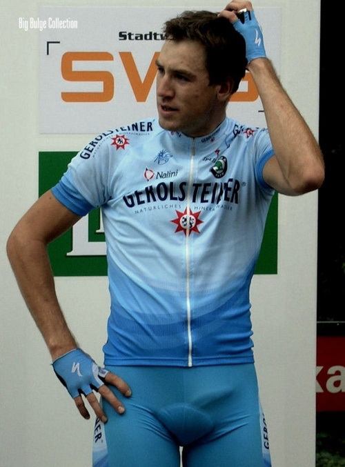 9.จักรยาน