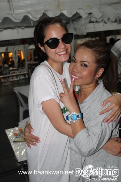 ขวัญ อุษามณี สวยใสๆน่ารัก @ Official Fanpage