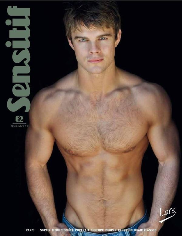 Lars Slind @ Sensitif magazine No.62 Novemeber 2011