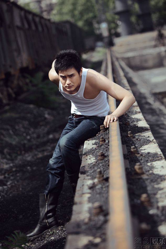 Photoshoot men album 388 : Wang Yu