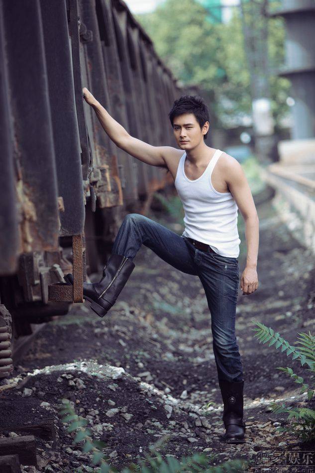 Photoshoot men album 388 : Wang Yu