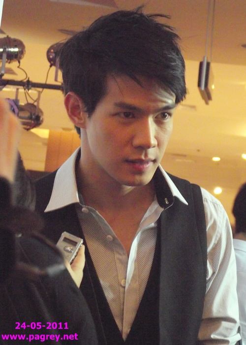 ดาราปาร์ตี๋