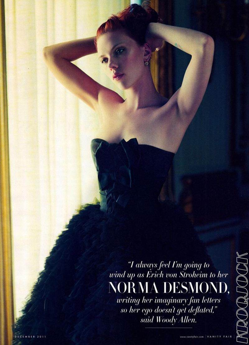 Scarlett Johansson @ Vanity Fair no.616 December 2011