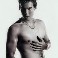 HM album กับหนุ่มเนื้อแน่น น่าดีดเหลือเกิน