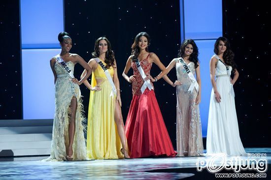 ติด top 5 Miss Univesre 2011