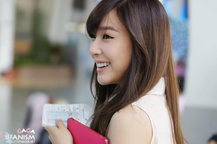 ตายิ้ม TIFFANY @  SNSD