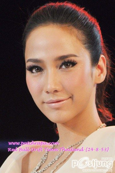 ทรงผมรวบตึงสุดเริ่ดของ"อั้ม พัชราภา"!!!!