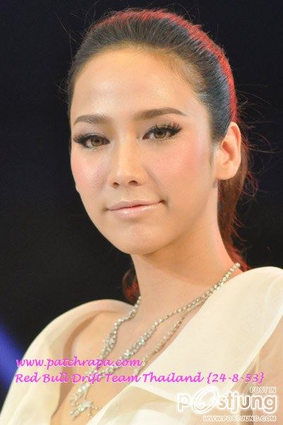 ทรงผมรวบตึงสุดเริ่ดของ"อั้ม พัชราภา"!!!!