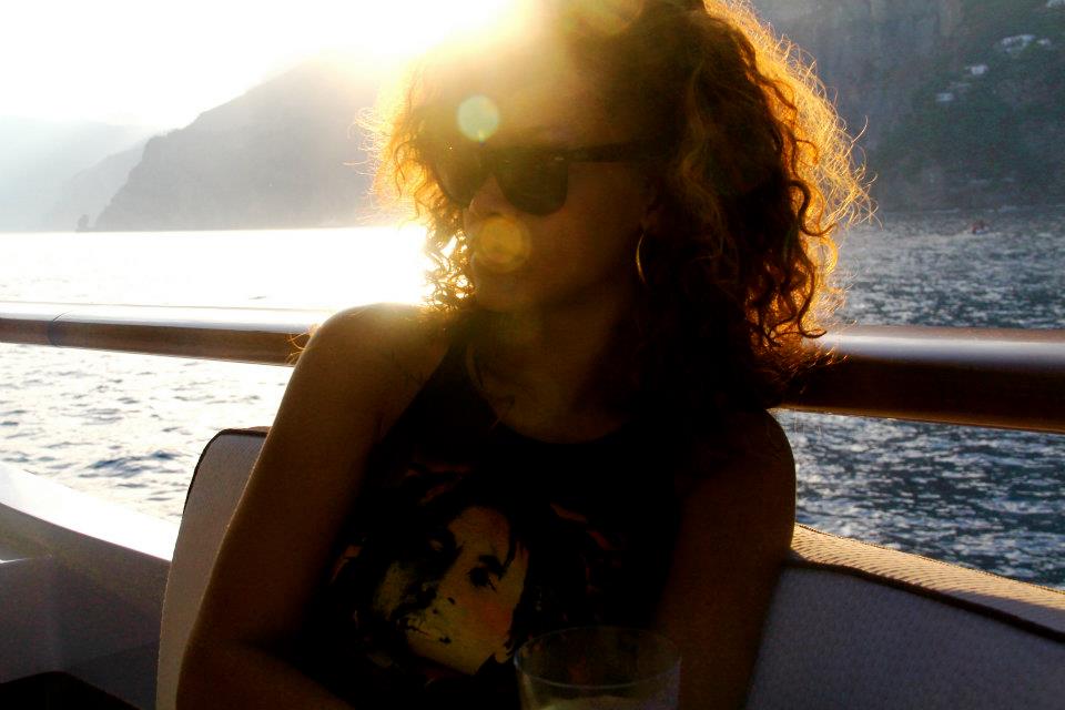 ภาพ exclusive rihanna บนเรือส่วนตัว