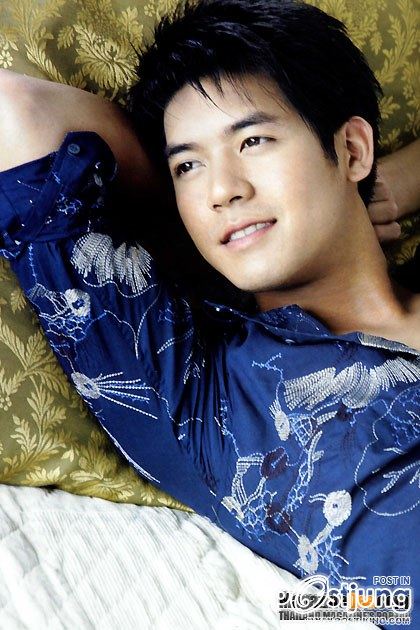 รูป เวียร์ หล่อ ๆ จร้า ^^