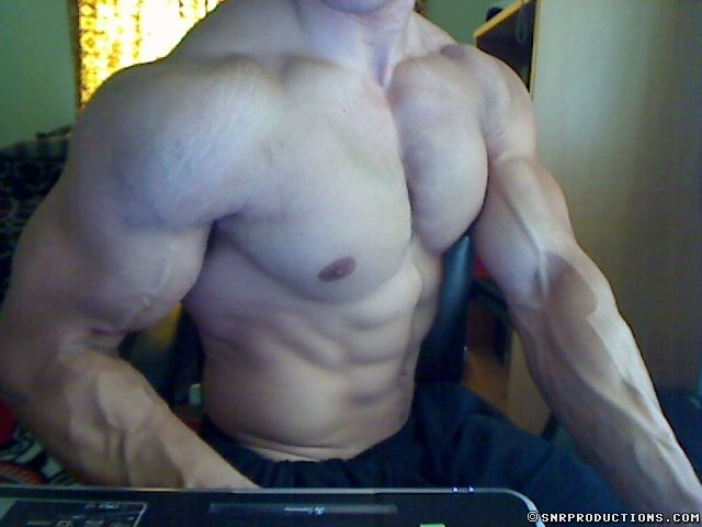 ล่ำแบบนี้พอไหวมั้ยครับ