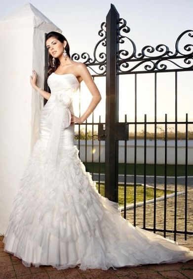 3. ชายกระโปรงบานแบบหางนางเงือก