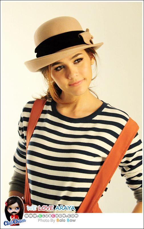 ชมพู่ อารยา หนุ่มบ้านไรกับหวานใจไฮโซ