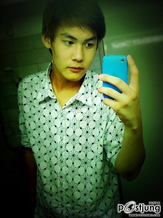หนุ่มๆ น่าร๊ากกๆๆๆ อ่ะ
