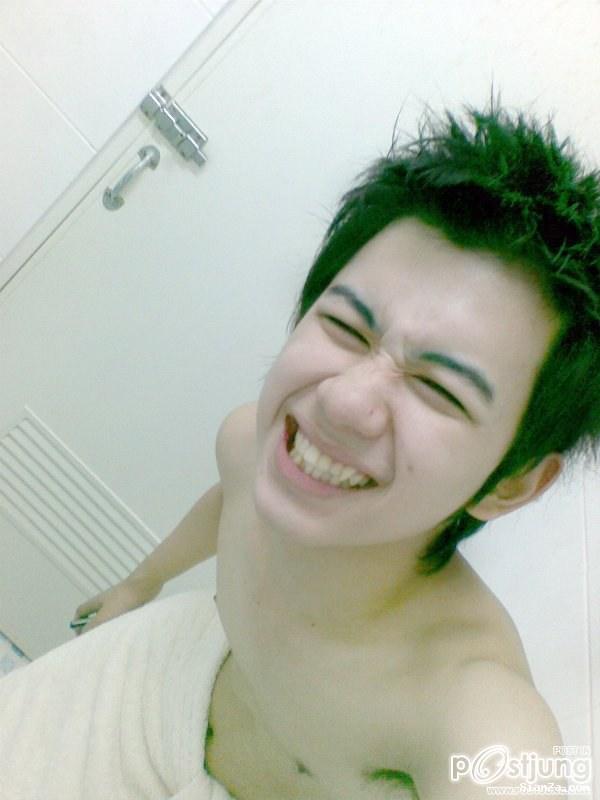 หนุ่มๆ น่าร๊ากกๆๆๆ อ่ะ