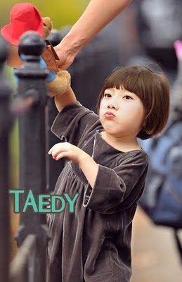 SNSD สวยวิ้งค์ๆ