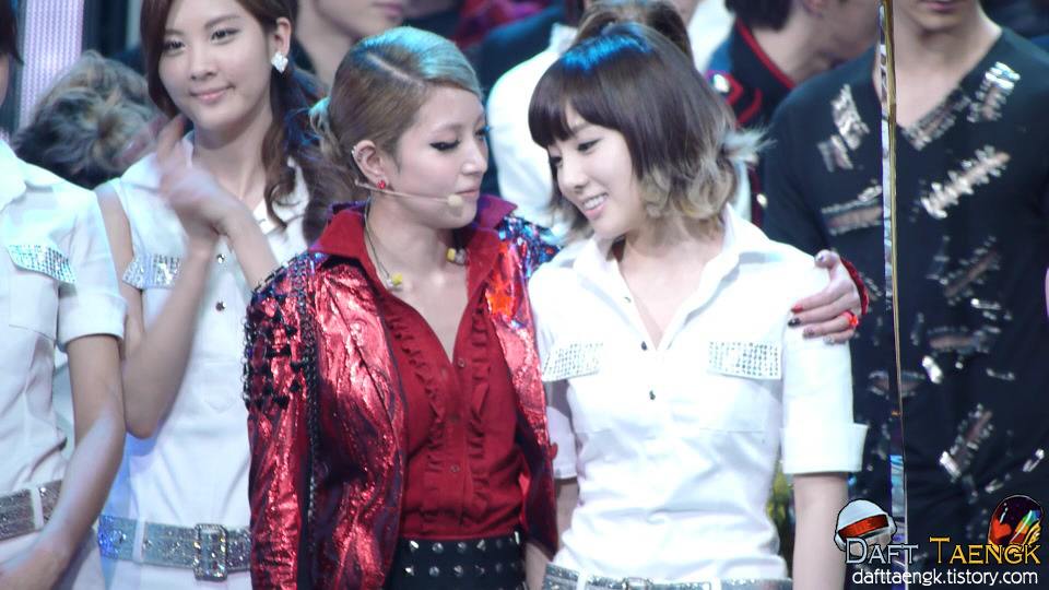 SNSD สวยวิ้งค์ๆ